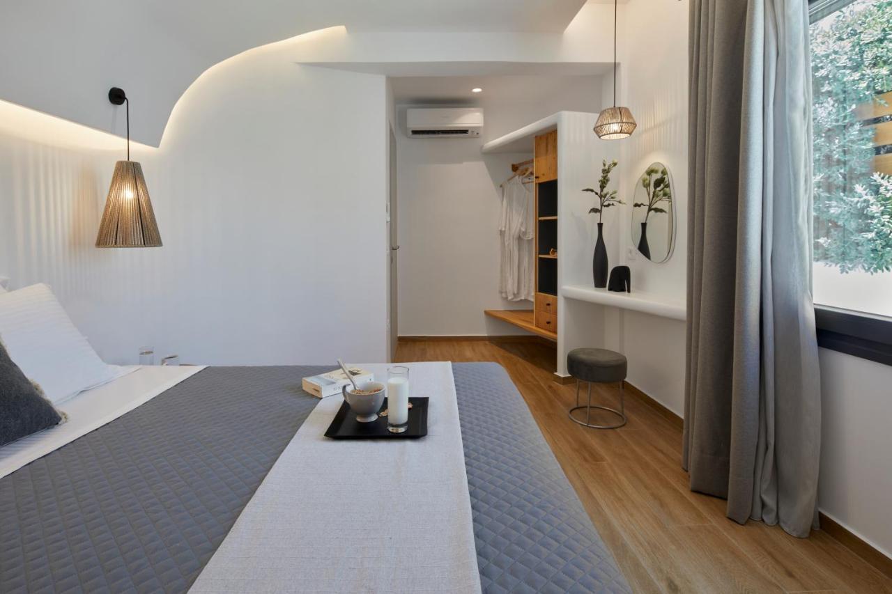 Grand-Mere Calliope Fira  Ngoại thất bức ảnh